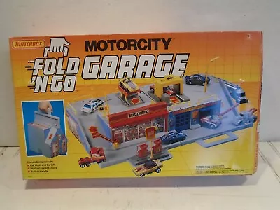 Matchbox Motorcity Garage - Fold-N-Go 50630 Vintage 1990 • $151.66