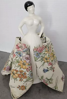 Vintage White Ceramic Napkin Lady Figurine With 6 Cloth Napkins 9.5  Tall • $48.95