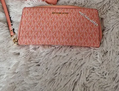 Original Michael Kors Continental Wallet • $75