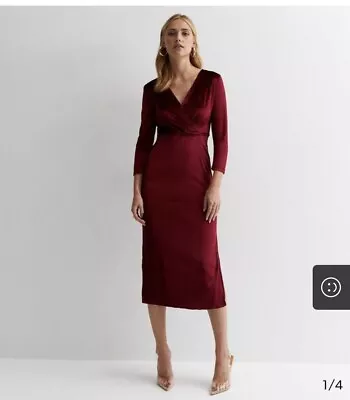 Burgundy Velvet Dress 10 • £4.99