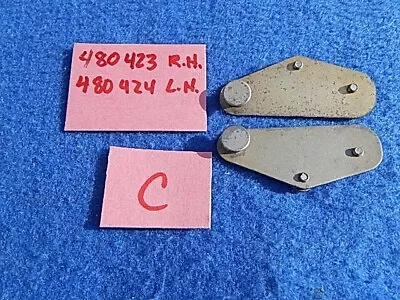 Seeburg L100 101 161 201 220 222 Cabinet Lid Lock Catch # 480243 RH & # 48024 LH • $15