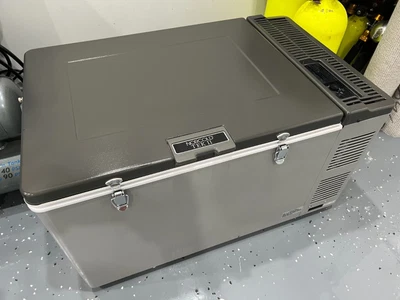 $390 • Buy Norcold Tek II Refrigerator/Freezer Van/RV/Camper/Boat 115vac  Or 12vdc
