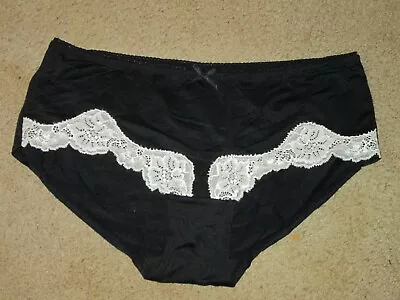 Marie Meili Hipster Panty-size S-NWT-1 Item-black/white - Nice/pretty • £4.27