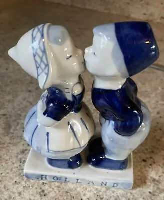 Vintage Delft Blue Holland Hand Painted Dutch Kissing Boy & Girl Figurine 4 Tall • $9.99