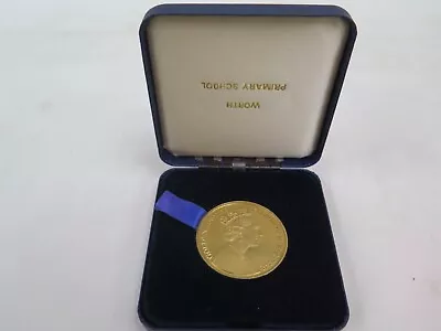 2002 Gilt Queen's Golden Jubilee Medal 'Worth Primary School' Presentation Box • £9.99