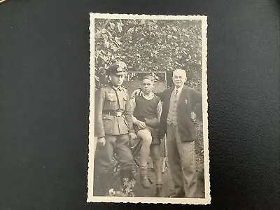 £4 • Buy Militaria Photo Postcrad. German Officer With Family Members?