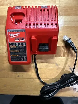 Genuine MILWAUKEE 48-59-1812 18V M12 / M18 LITHIUM ION CHARGER • $18