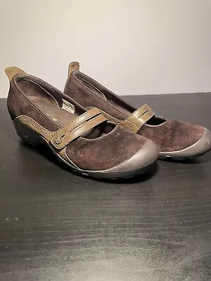 Merrell Plaza Bandeau Mary Jane Womens 8 Chocolate Brown Suede Leather Slip On • $12.50