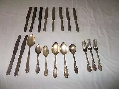 Lot Of 19 Vintage Cutlery Silverware Flatware Mixed Brands~PLEASE LOOK And READ! • $19.95