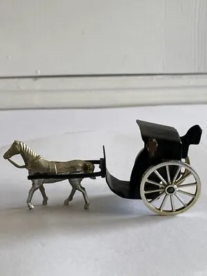 VINTAGE MORESTONE HANSOM CAB With Horse With One Lamp • $15.54