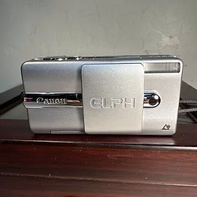 Canon ELPH Z3 Point And Shoot Film Camera In Silver With 23.5-54mm Zoom Lens • $9.95