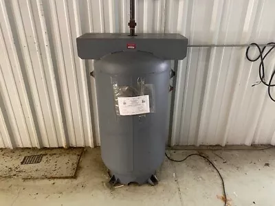 Manchester 80 Gallon Vertical Air Tank 200 PSI @ 650 Degrees F • $650