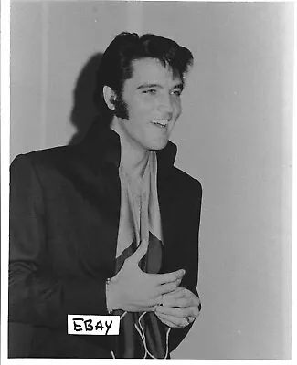 Rare Elvis Original Photo  Candid 1969 Las Vegas Estate Find 8x10 Lot 424 • $3.99