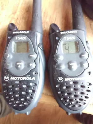 2 Motorola TalkAbout T5410 Walkie Talkie Two-Way Radio Charger Manual See Desc • $14.95