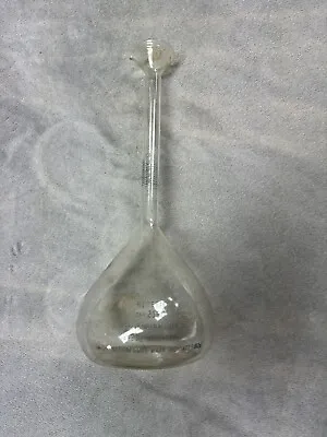 Vintage Large Graduated Glass Beaker With Spout S.G.A. Co. 12.6  H ..25.6 Oz !! • $37