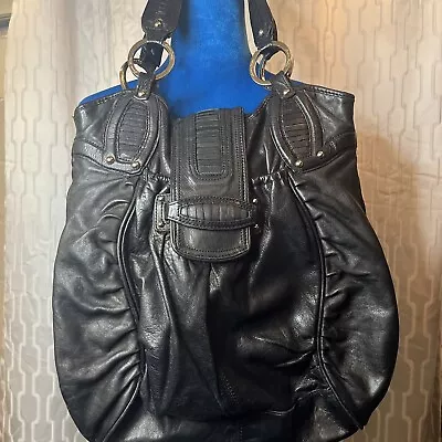 Junior Drake Soft Leather Shoulder Handbag Black • $10