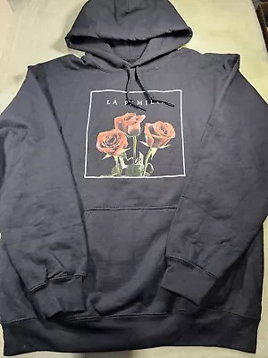 LA FAMILIA FOREVER Black Hoodie Sweatshirt Red Roses Size Medium  NWOT • $26