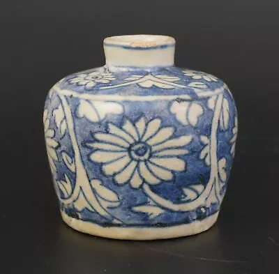 Antique Chinese Blue And White Porcelain 'Lotus' Vase Washer Pot 16th C MING • £39.95