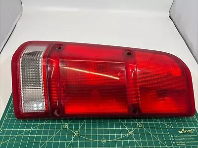 Land Rover Discovery 2 Tail Lights 1998-2004 Left Rear OEM Used Good. ST1 • $99.99