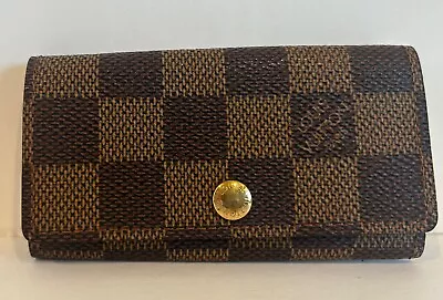 AUTHENTIC Louis Vuitton Preloved 4 Key Holder Damier Ebene Used • $77