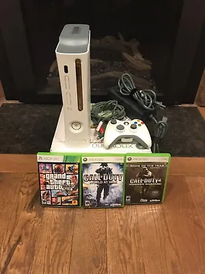Official Microsoft Xbox 360 20GB Console/Controller/Wires/Call Of Duty • $125