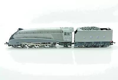 Hornby OO Gauge Jubilee A4 Class 'Silver Link' 2509 Locomotive • £19.99