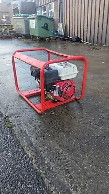 Honda Powered 2.7 KVA Generator 110V-240V  Good Working Condition • £185