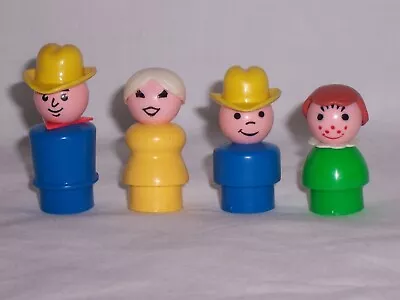 Vintage Fisher Price Little People Farm #915 Barn Family Dad Mom Boy Girl NICE! • $19.99