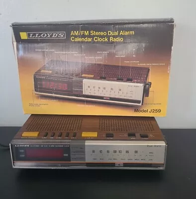 $14.95 • Buy Vintage Lloyd's AM/FM Clock Radio ~Model J259 