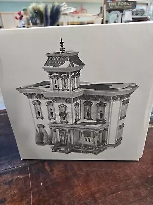 DEPT 56 #54911 “Italianate Villa” 1997 MIB  - Never Out Of Shell • $50