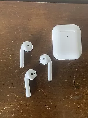 AirPods And Case 3 AirPods • $40