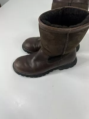 UGG Brooks Tall Women's Leather Boots Size 8 Brown Shearling • $124.95