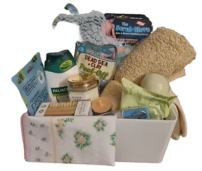 Womens Spa Pamper Hamper Ladies Bouquet Boxed Basket Mother's Day Gift Blue • £27.93