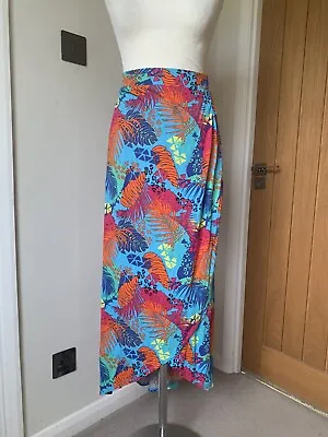 £5 • Buy George Tropical Skirt Size 30 32