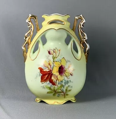 Antique Victoria Austria Vase • $32.99