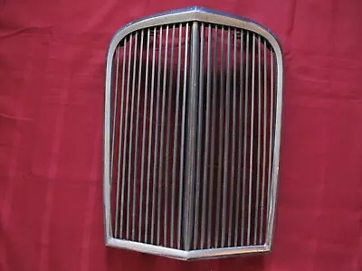 Original 1954 Jaguar Mark VII Saloon Chrome Grille - VERY STRAIGHT • $349