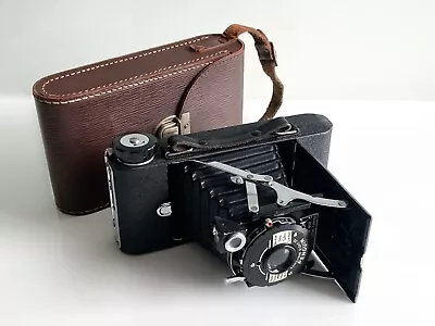 Kershaw Eight-20 Penguin 120 Roll Film Folding Camera C.1950s With Case • £2