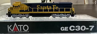 N Scale Kato Santa Fe Super-Detailed C30-7 With DCC #8017 • $130