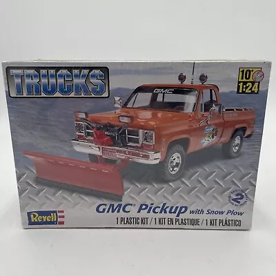 Revell 1:24 Scale GMC Pickup Truck With Snow Plow Model Kit 85-7222 • $24.99