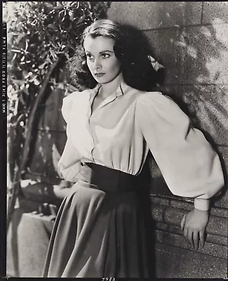 HOLLYWOOD BEAUTY Vivien Leigh STYLISH POSE STUNNING PORTRAIT 1950s Photo 424 • $299.99