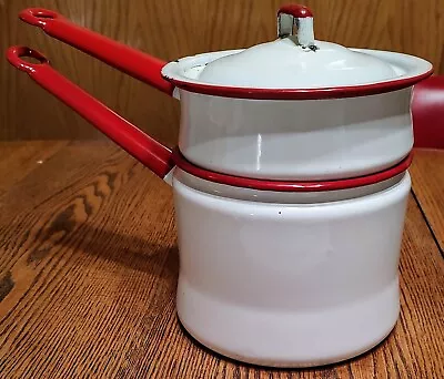 WHITE VINTAGE 1930s FARMHOUSE ENAMELWARE DOUBLE BOILER & LID W/RED TRIM • $17.99