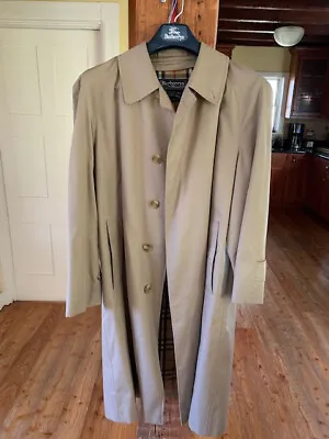 Men's Burberry's Overcoat With Liner/ Raincoat/ Car Coat • $98