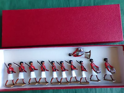 8x 54mm 1/32 Metal Fijian Infantry Parade Dress & 3x Drummers Marching • £9.99