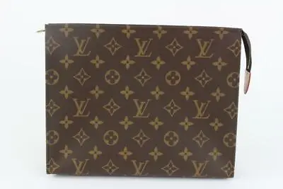 $2460 • Buy Louis Vuitton Discontinued Monogram Toiletry Pouch 26 Cosmetic Case 1LK1118