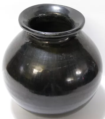 Dona Rosa Coyotepec Oaxaca Mexico Black Pottery Signed Vase • $40