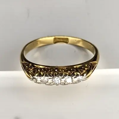 18ct Gold Diamond UK Ring Size M 1/2 - 18ct Yellow Gold • $636.26