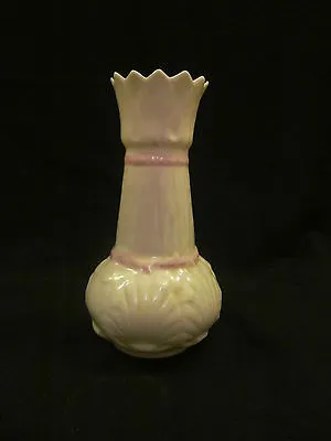 £4.95 • Buy Vintage Belleek Vase