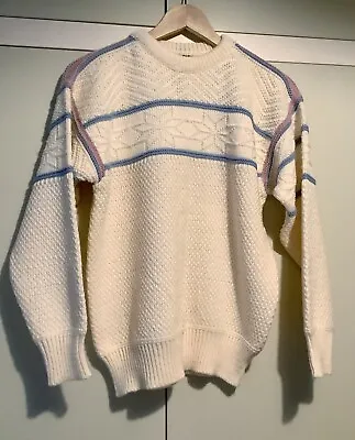 DALE Of NORWAY Unisex Size S / 40” Chest Cream Wool Jumper. Star / Snowflake • £49.95