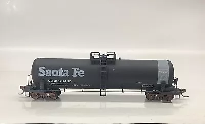 HO Scale Custom Weathered Roundhouse 50’ Ft Modern Tank Car Santa Fe - ATSF • $19.97