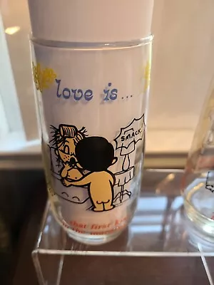 Vintage 1970s “Love Is” Clear Drinking Glass Los Angeles Times Kim Casali EUC • £14.48
